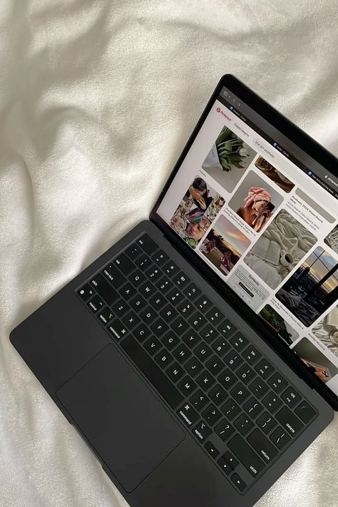 Folks Crack Up At These 40 Posts That Ridicule Robots And Computers, As Shared In This Dedicated Online Group